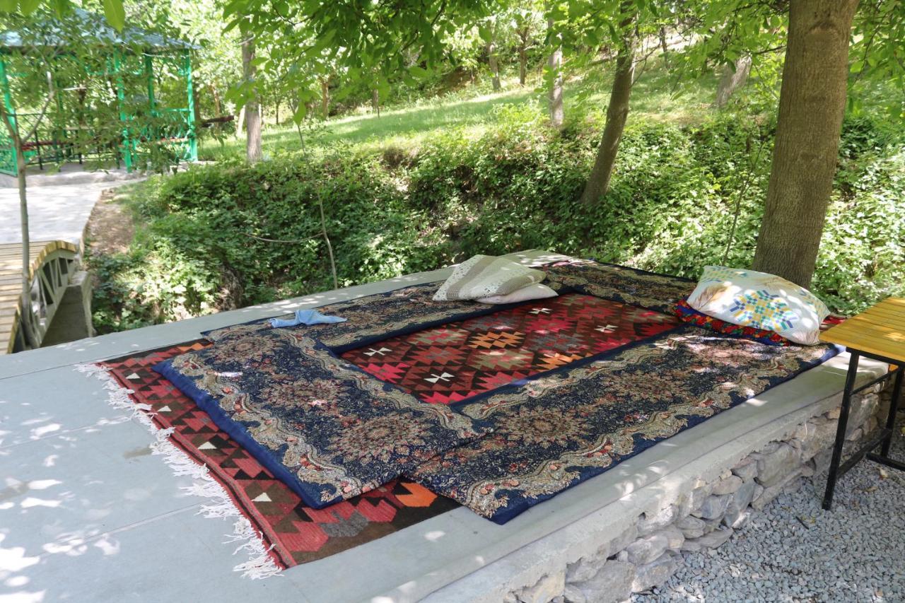 Hayat Guesthouse Nuratau Mountains Yukary-Ukhum 외부 사진