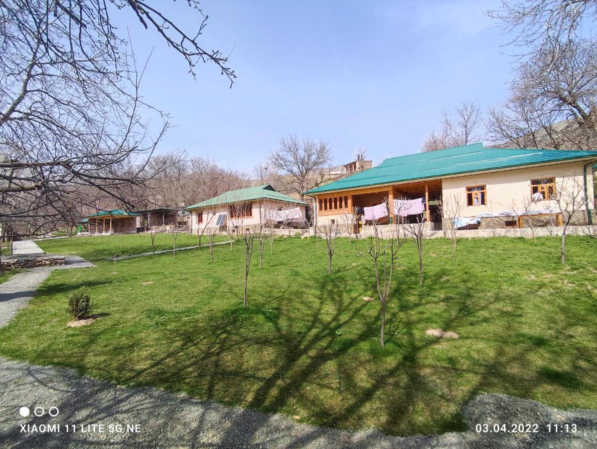 Hayat Guesthouse Nuratau Mountains Yukary-Ukhum 외부 사진
