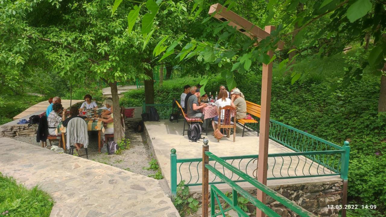 Hayat Guesthouse Nuratau Mountains Yukary-Ukhum 외부 사진