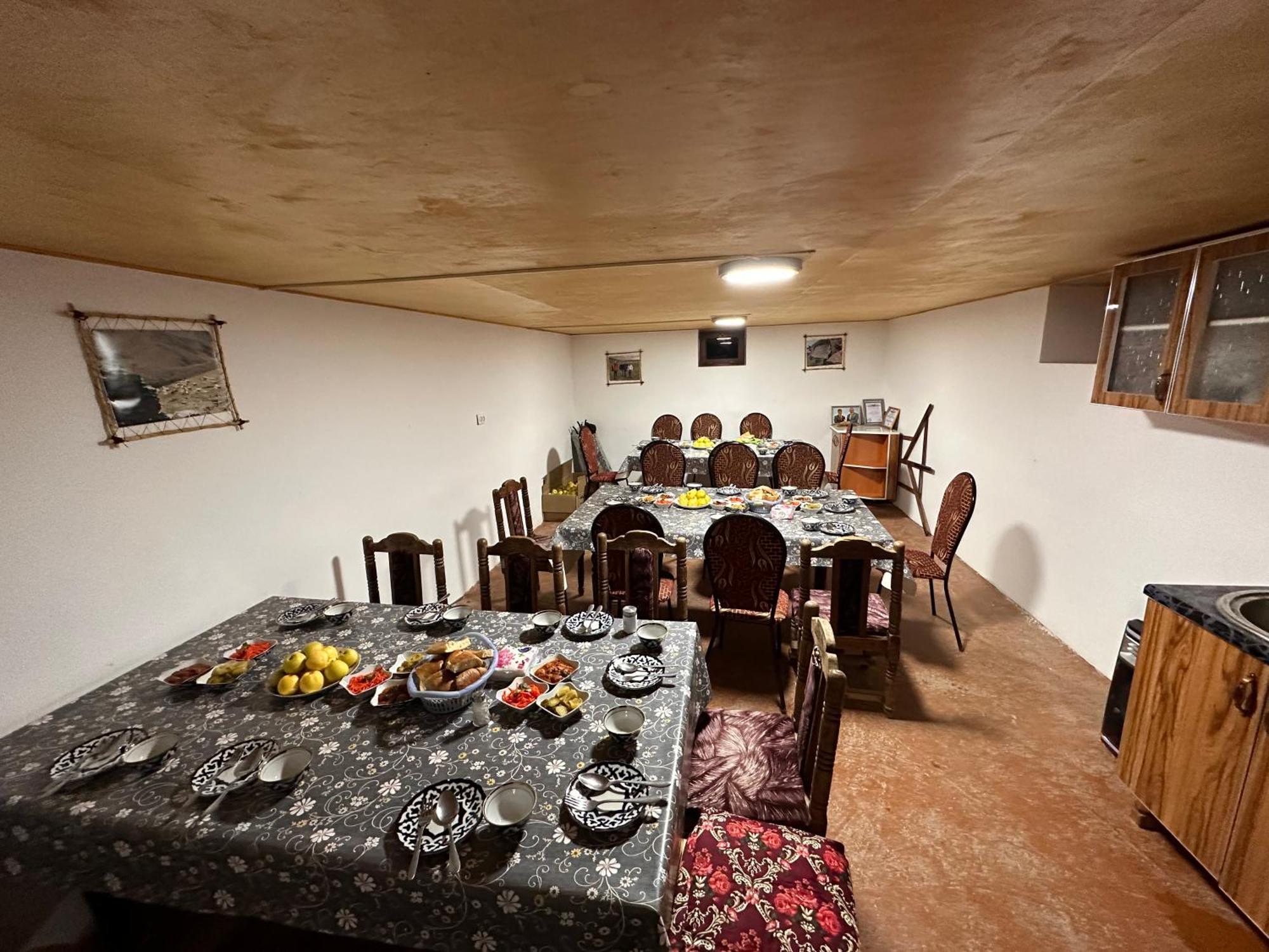 Hayat Guesthouse Nuratau Mountains Yukary-Ukhum 외부 사진