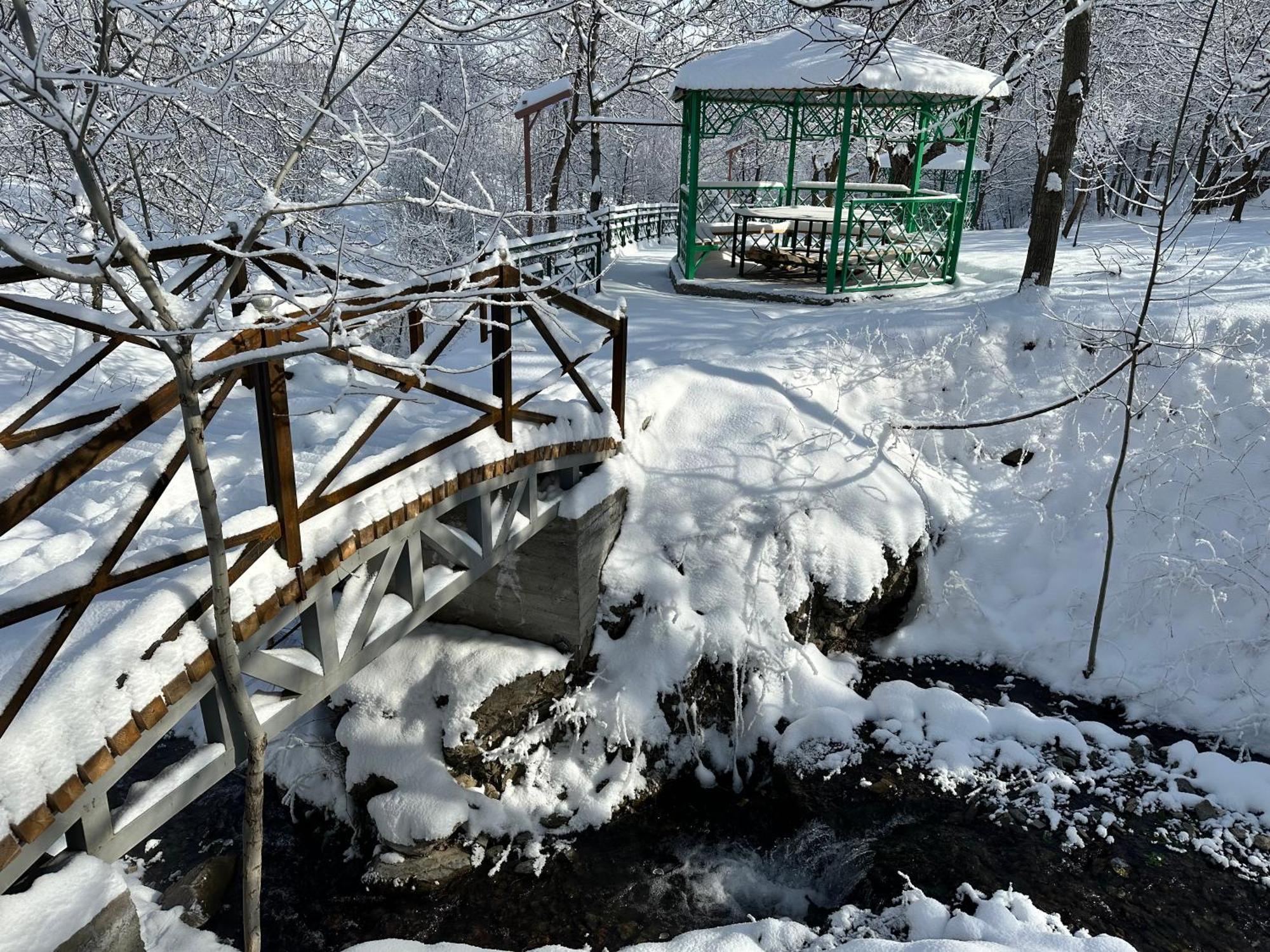 Hayat Guesthouse Nuratau Mountains Yukary-Ukhum 외부 사진