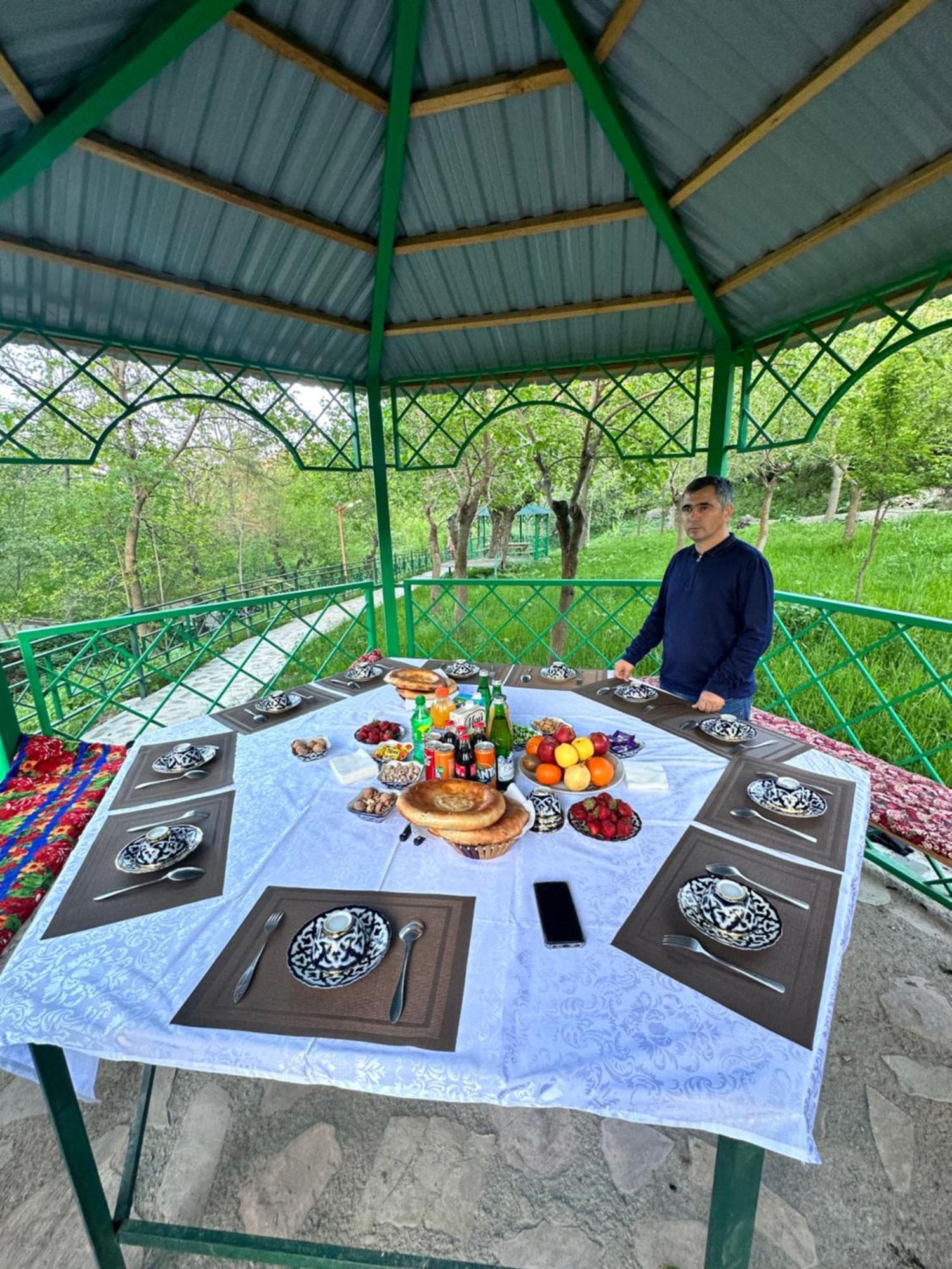 Hayat Guesthouse Nuratau Mountains Yukary-Ukhum 외부 사진